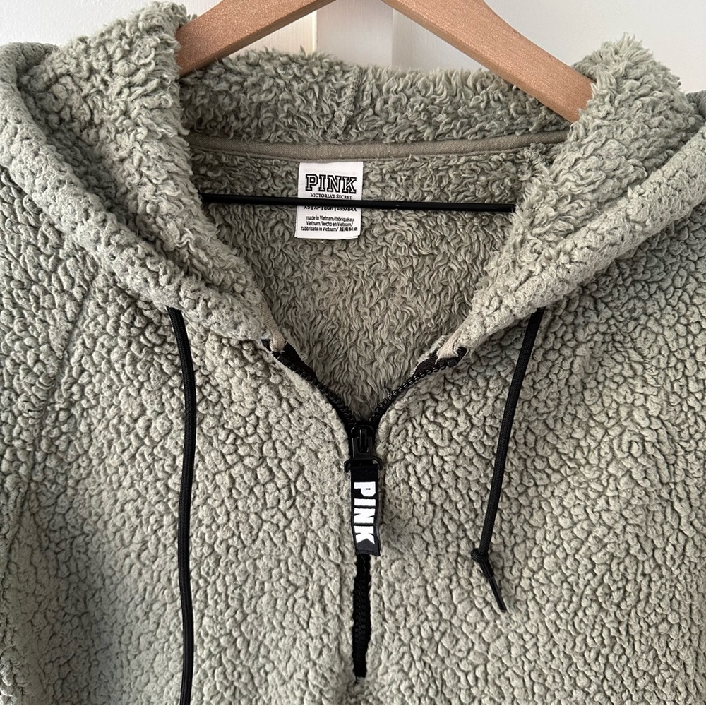 VICTORIAS SECRET PINK green Sherpa quarter zip hoodie - Picture 2 of 6